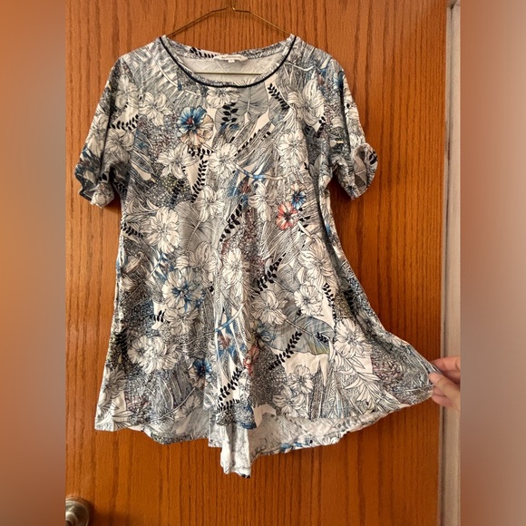Ladies northern reflections sized large white floral tshirt - Picture 3 of 3